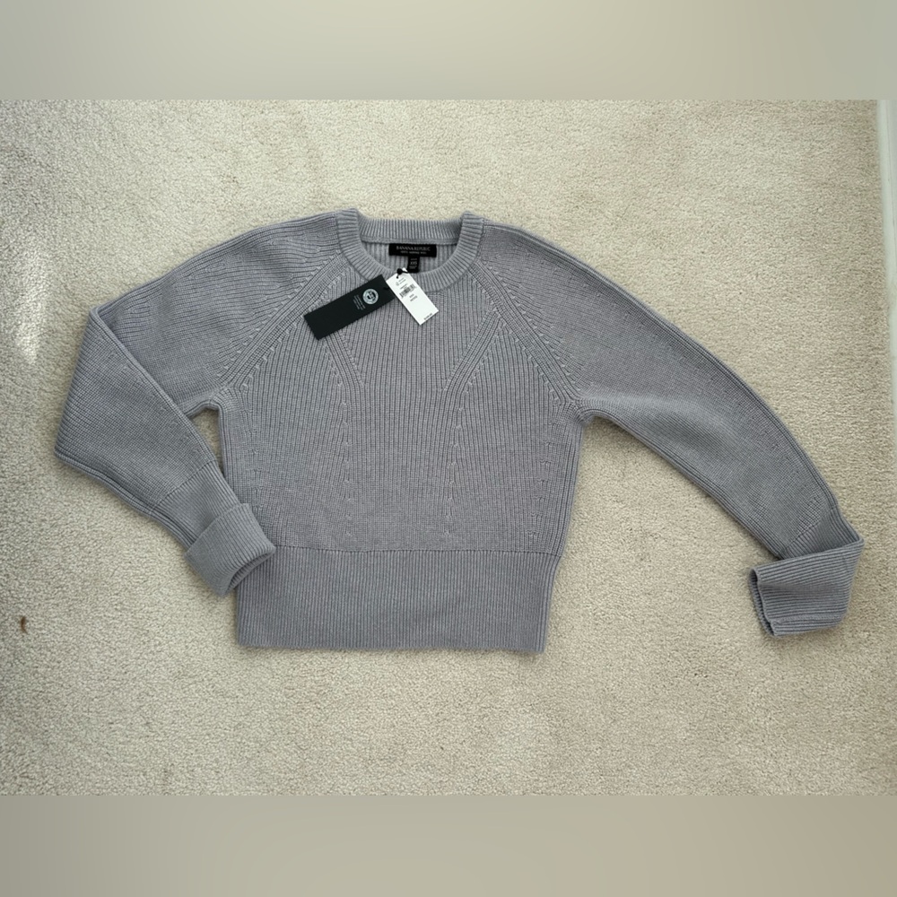 Banana Republic Light Gray 100% Extra Fine Merino Wool Pullover NWT